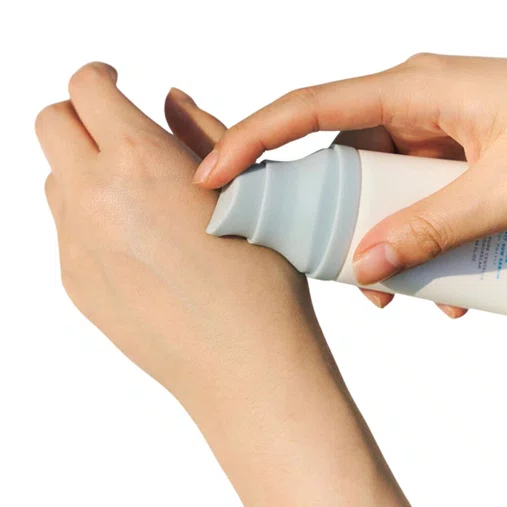 Protetor Solar Sérum Hyalu-Cica FPS50+ 50ml | Skin1004